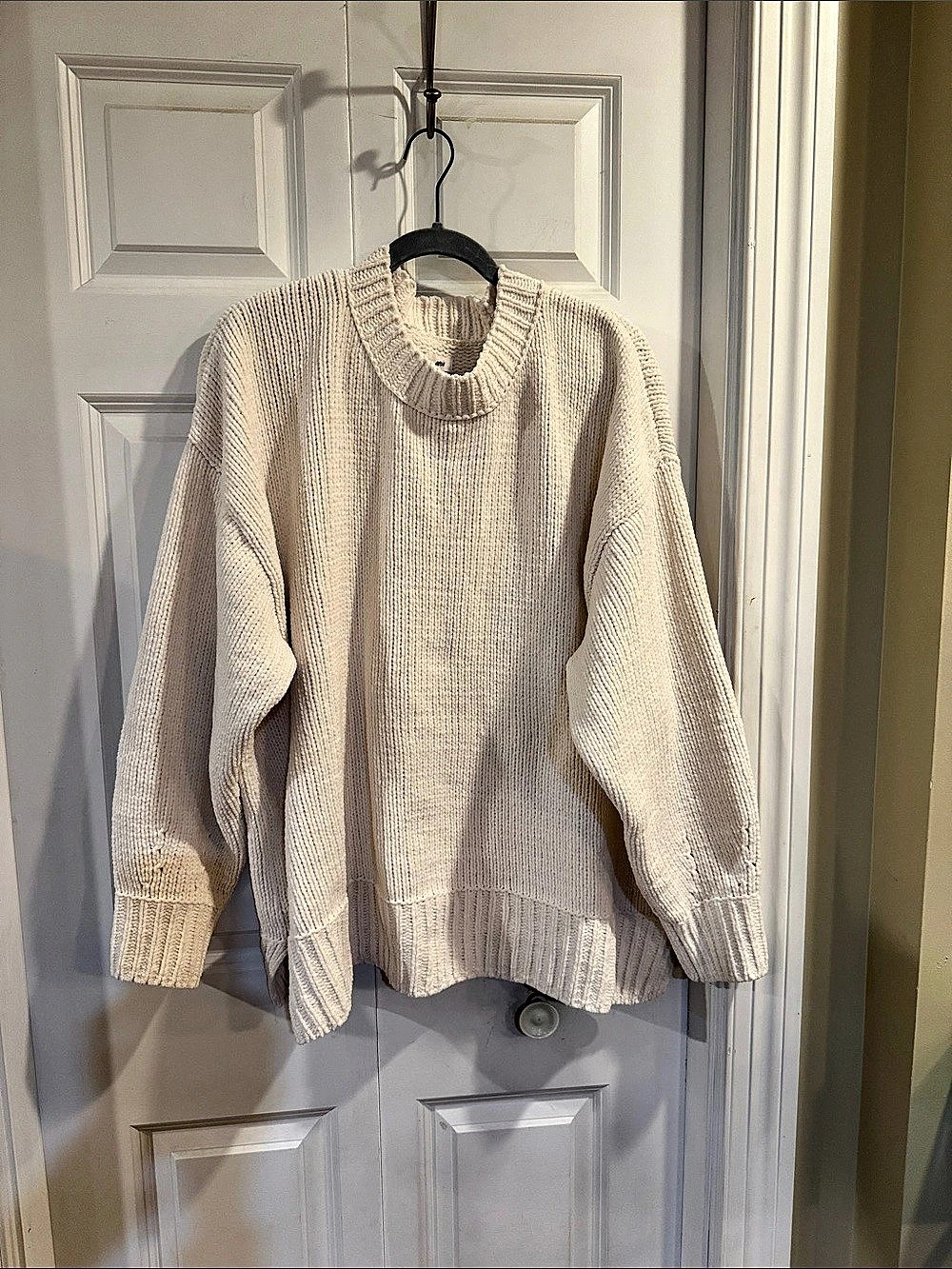 Aerie Beyond Chenille Sweater Cream Knit Sweater Size Large